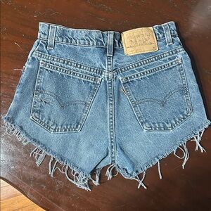 Levi’s | Cutoff Jean Shorts